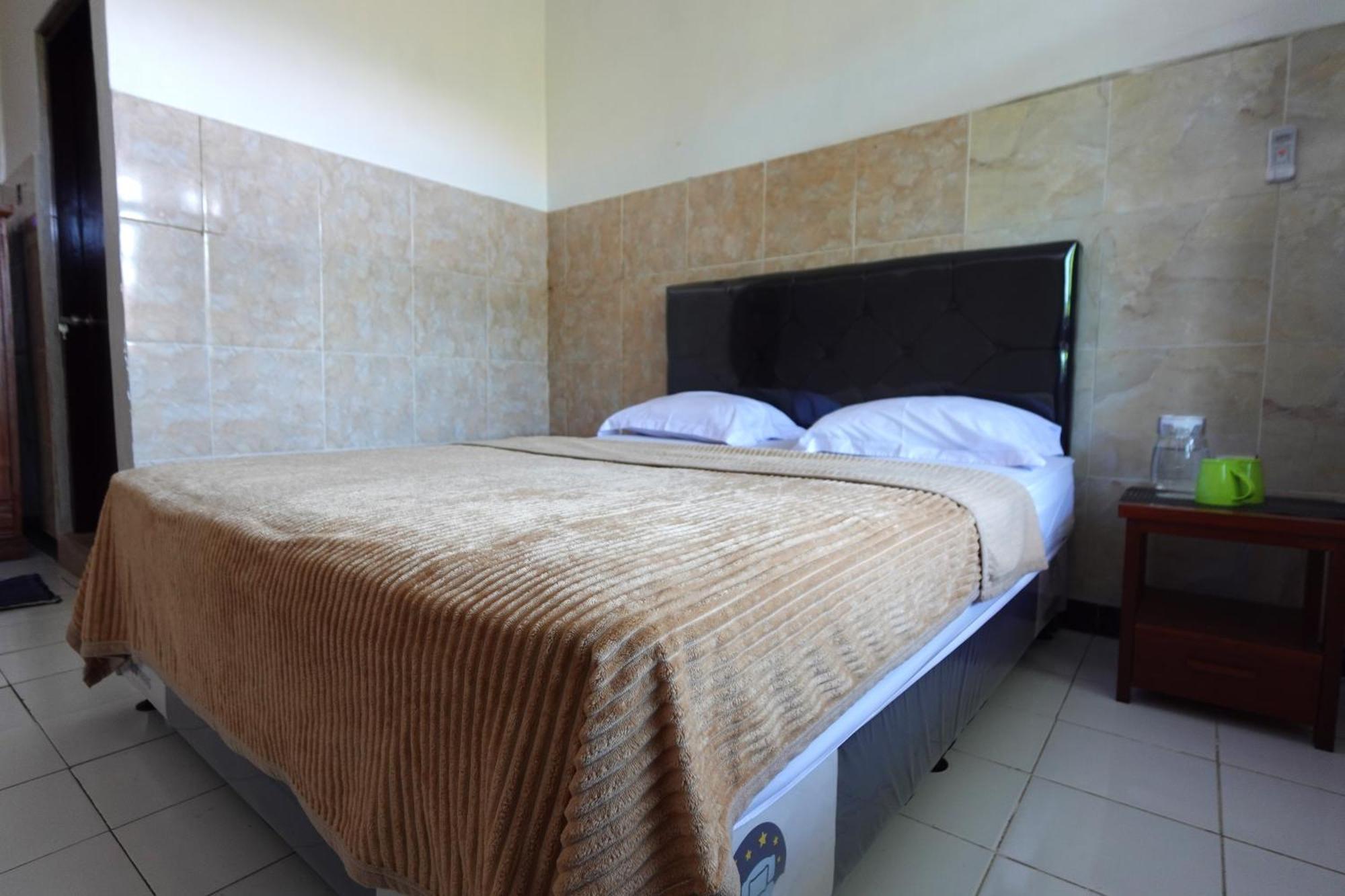 Pondok Dete Guesthouse Sanur Esterno foto